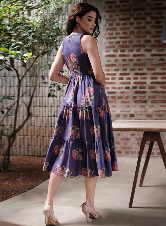 Style03-05_72157837-4726-42e1-b5ec-e3b21922b26e_575x.progressive Purple Printed Sleeveless Tiered Dress