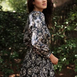 Style05-07_17159796-0d8a-4547-ab74-bec29a9784ad_575x.progressive Printed Neck Tie Long Sleeve Dress