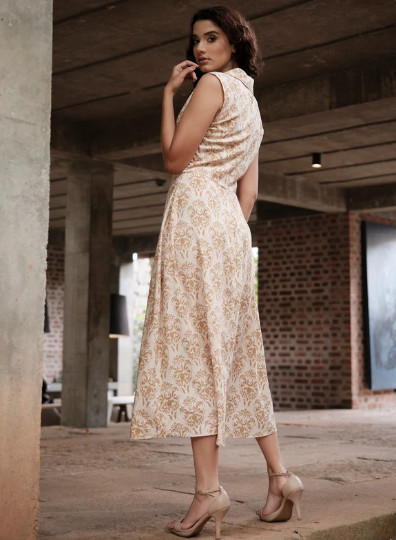 Style06-0_575x.progressive Printed Mock Button Extended Sleeve Dress